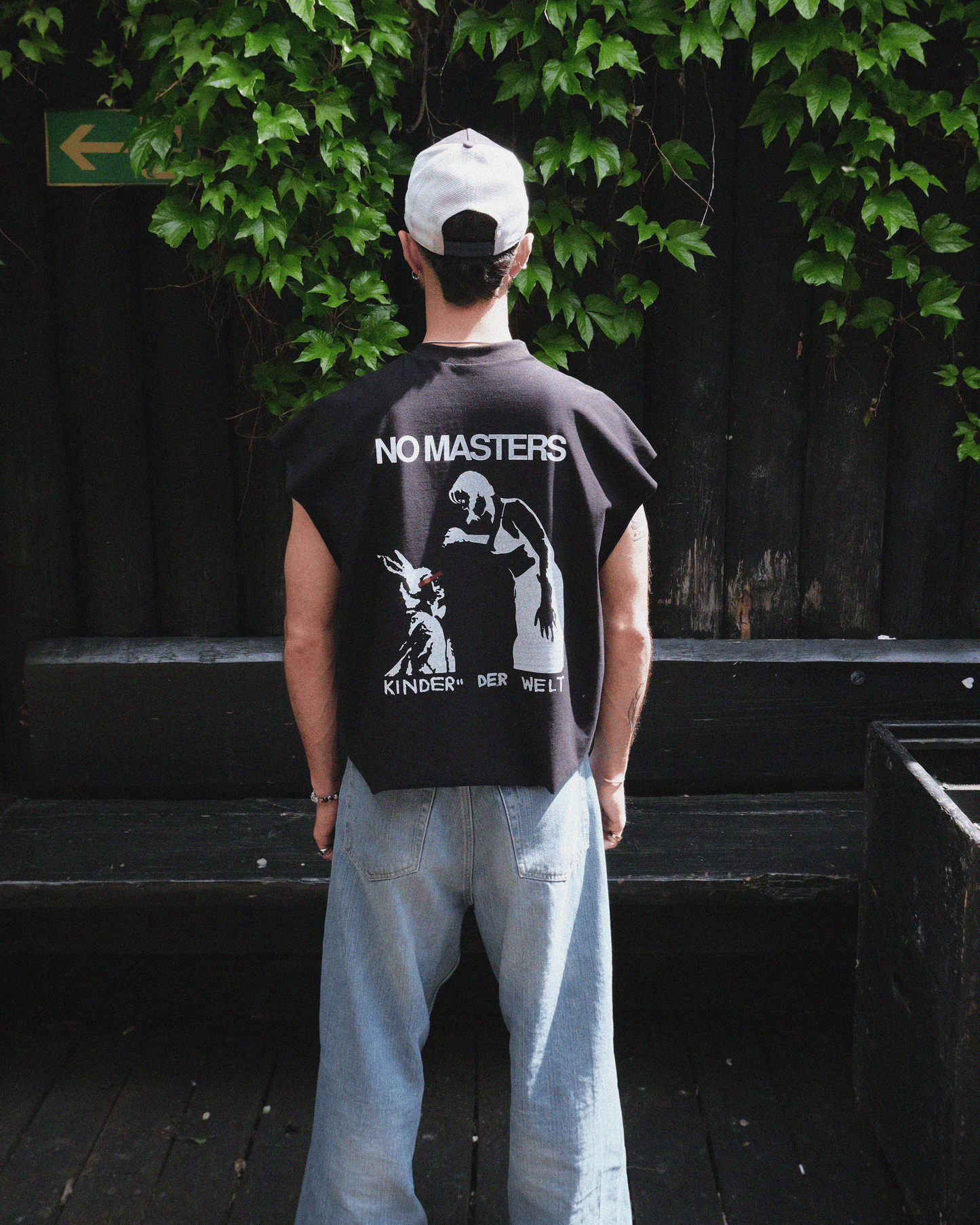 NO MASTERS Top
