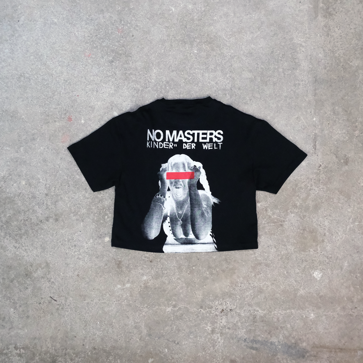 NO MASTERS T-Shirt Cropped