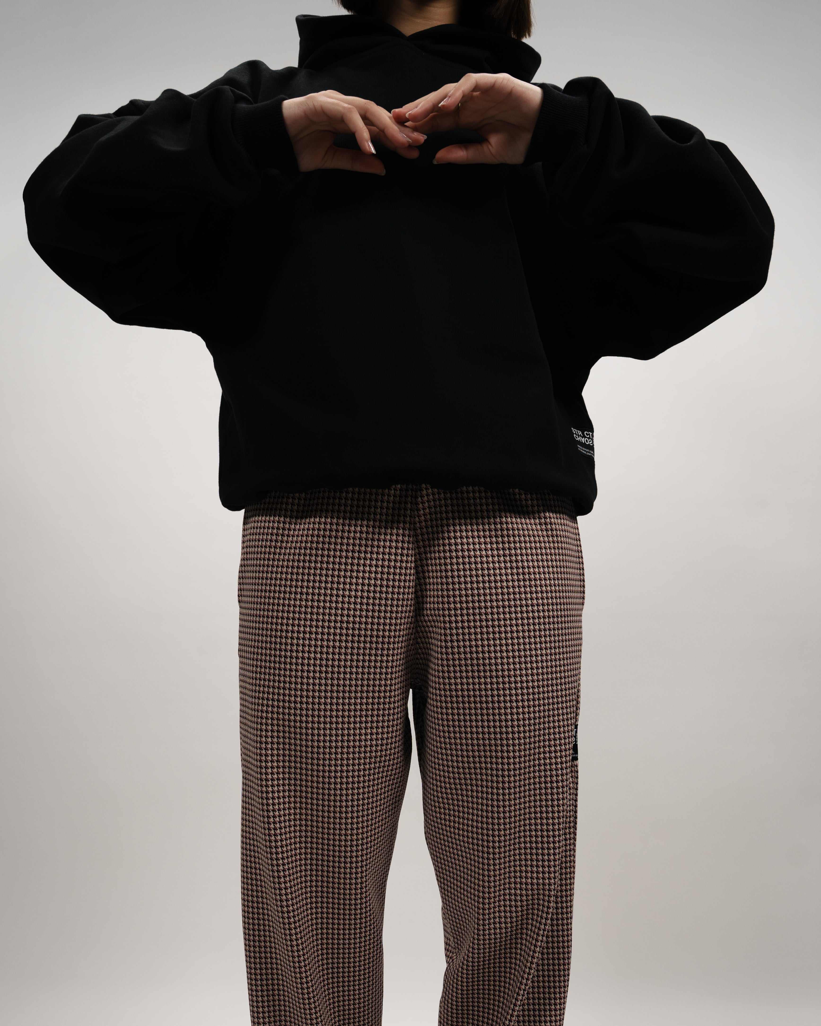 Rose-patterned Pants
